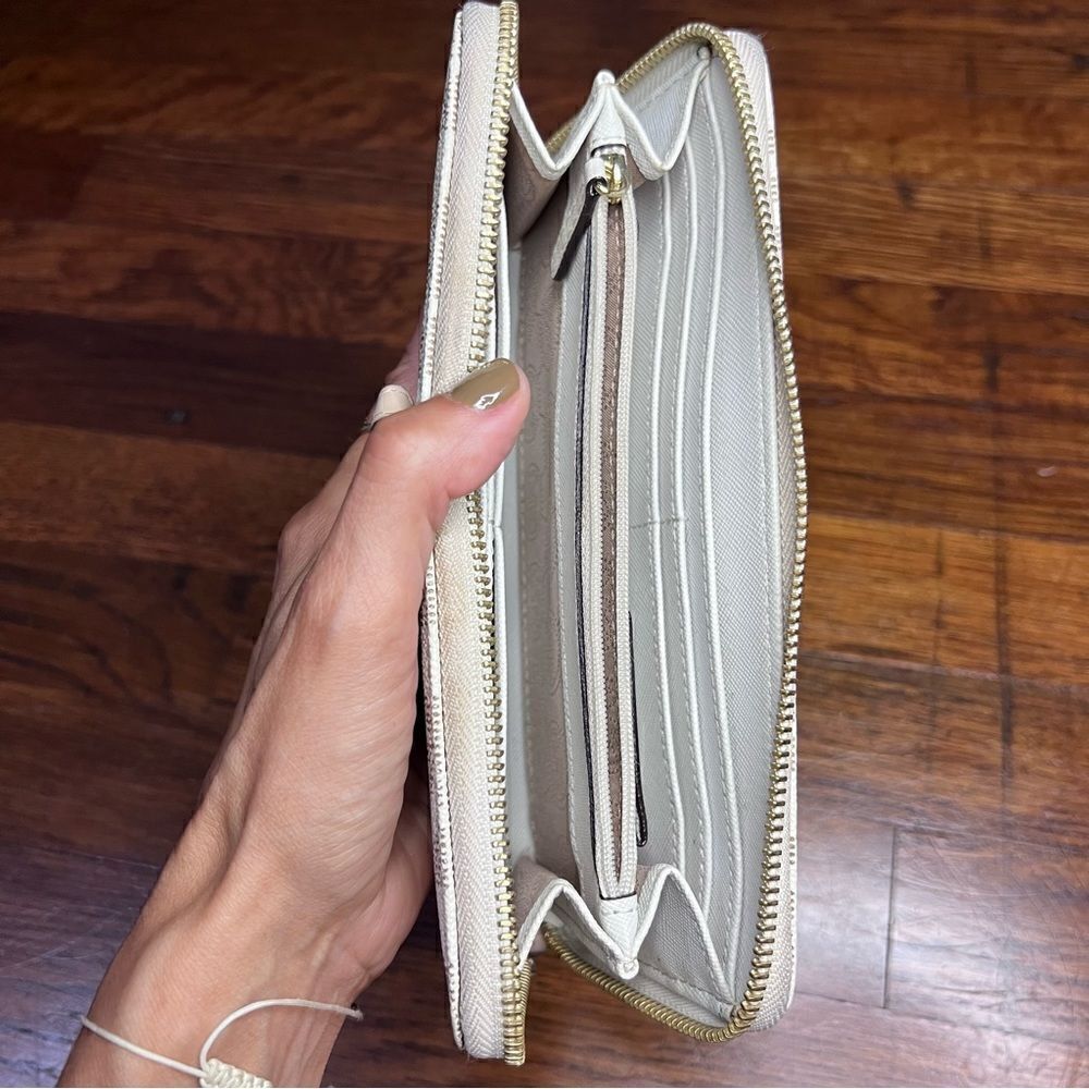 Michael Kors Tan and Beige Wristlet Long Wallet - Picture 8 of 14